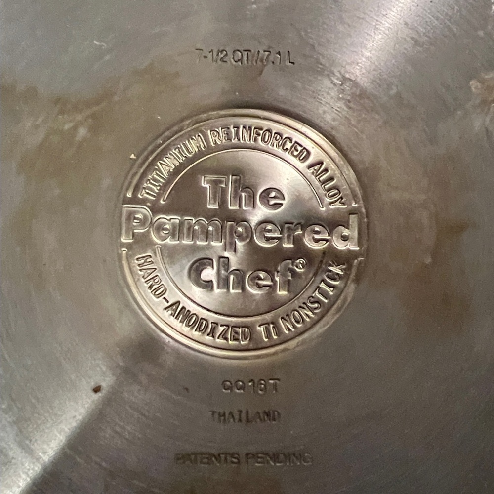 Pampered Chef Gray Nonstick All-Purpose Pot with Glass Lid - Picture 3 of 4